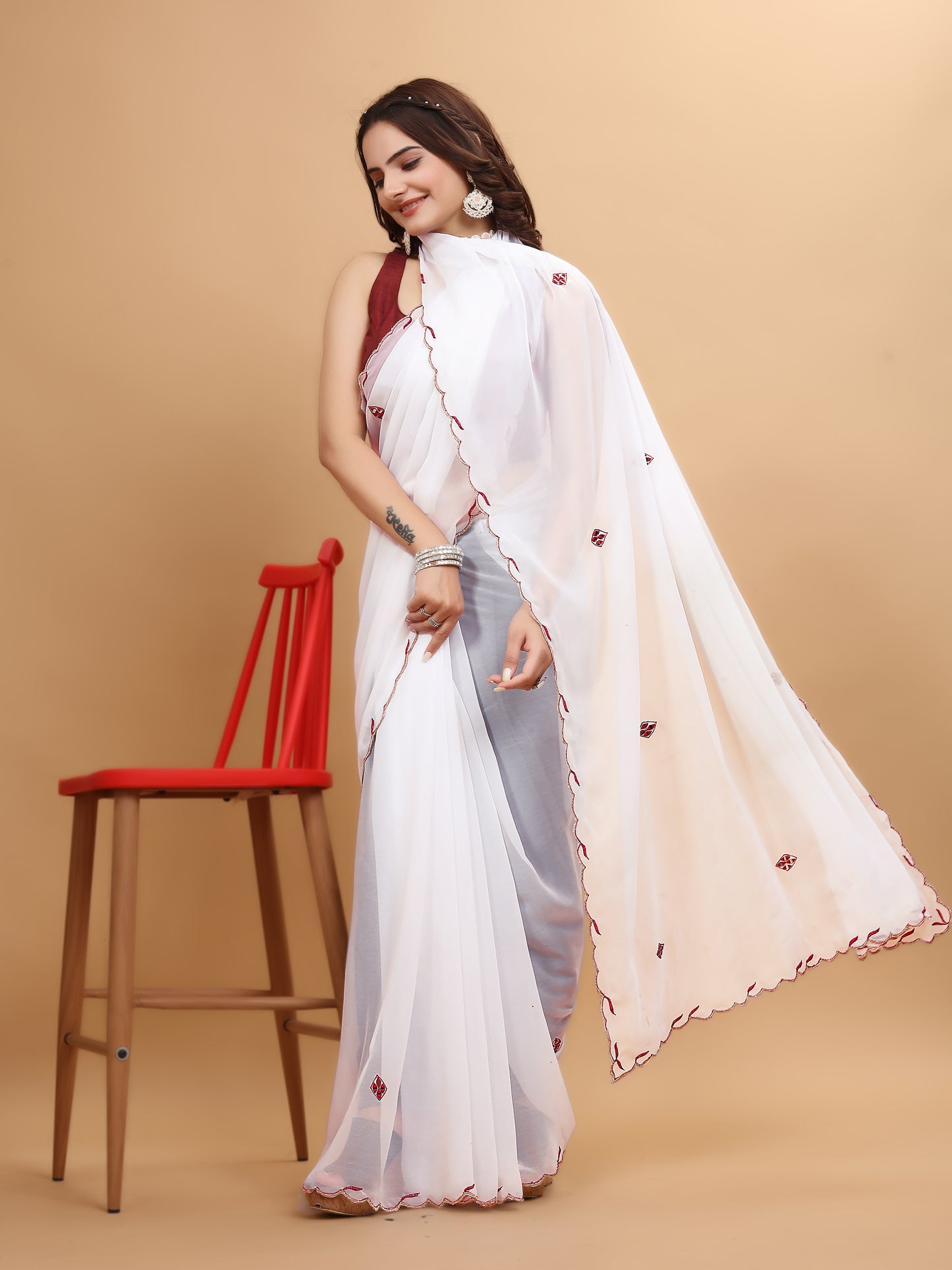 MK WOMEN'S Latest Ethnic Wear Georgette Saree Solid Pattern With Handwork Border Saree With Blouse Piece In Black Color Pack Of 1.